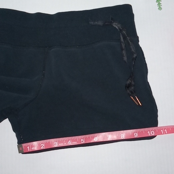 lululemon athletica Rare Vintage Shorts. Womens size 8. Black & Bronze in color. - Picture 9 of 9